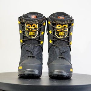 ThirtyTwo Mens Zephyr Jones 18 8105000333974 Black Yellow Snowboard Boots 8M